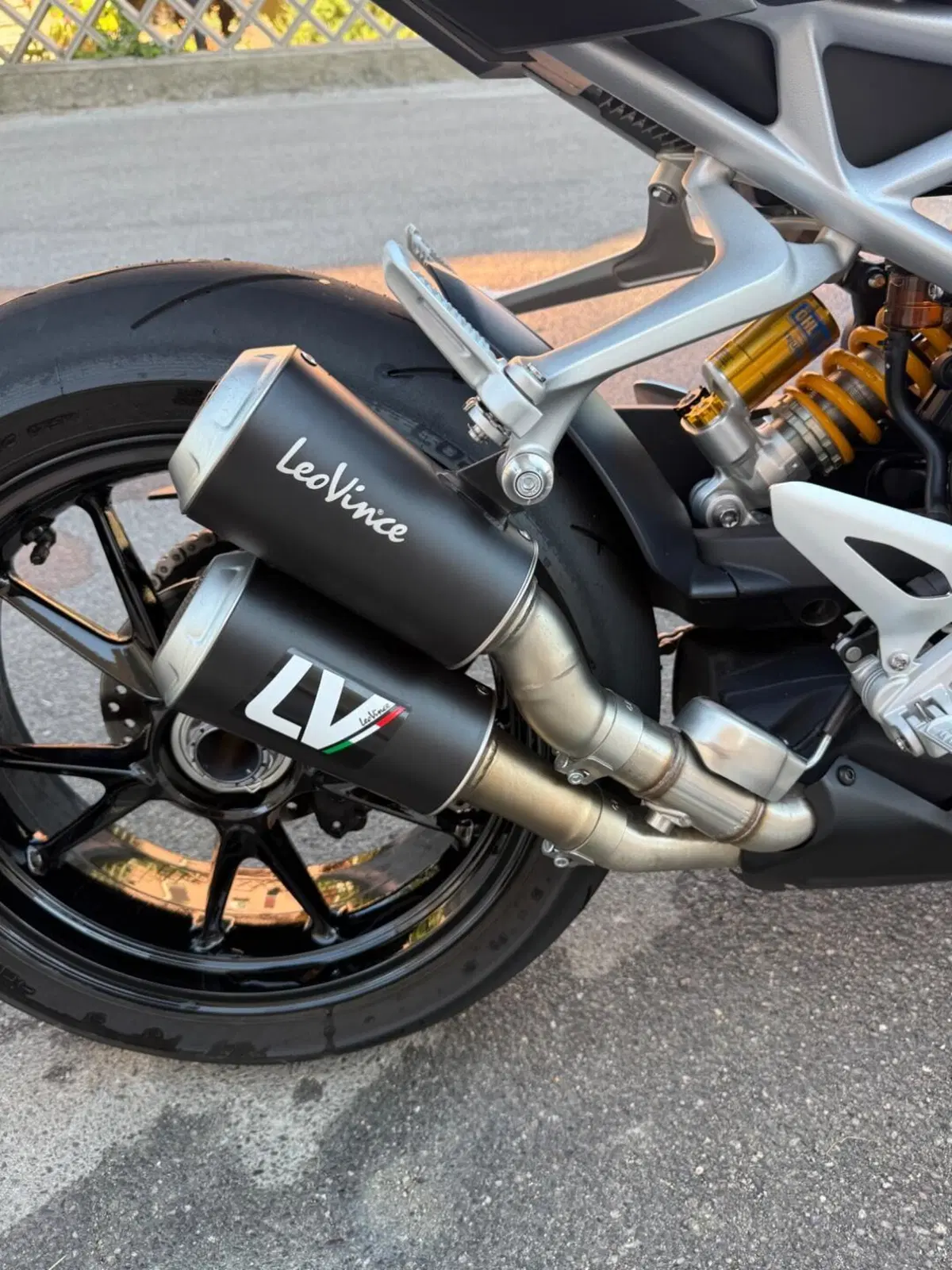 Triumph Speed Triple 1200 RS (2021 - 24) (5)