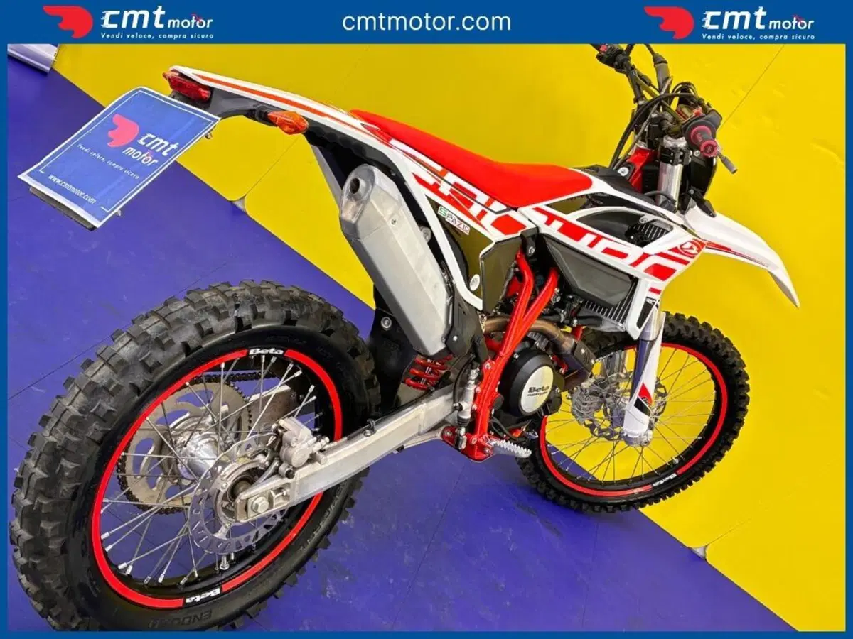 Betamotor RR 125 4T Enduro LC (2021 - 23) (8)