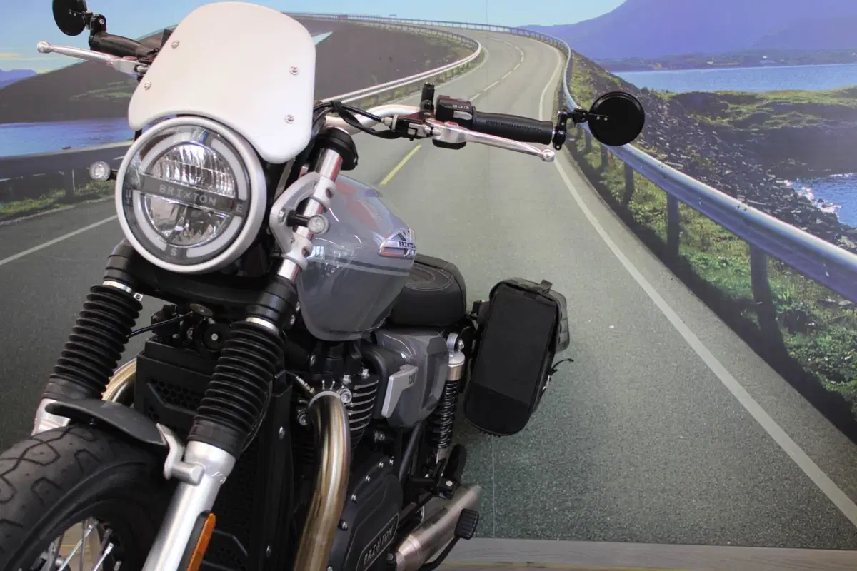 Brixton Motorcycles Cromwell 1200 (2022 - 26) (11)