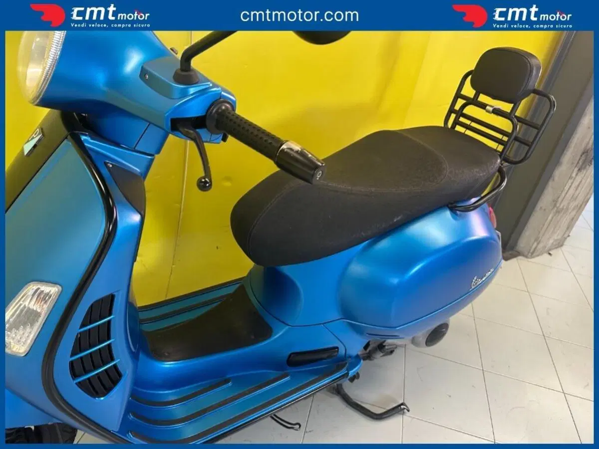 Vespa GTS 250 i.e. (10)