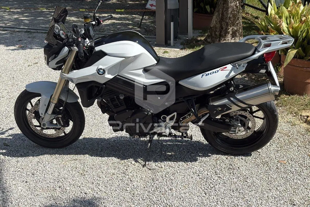 Bmw F 800 R (2015 - 16) (3)