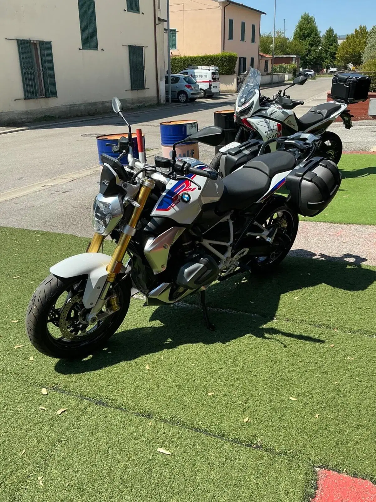 Bmw R 1250 R (2021 - 25) (2)