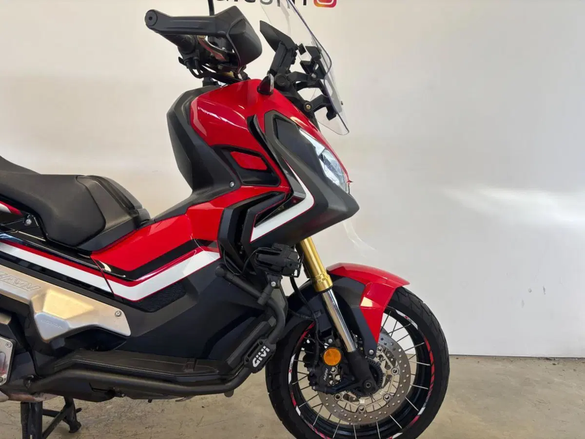 Honda X-ADV 750 (2017) (4)