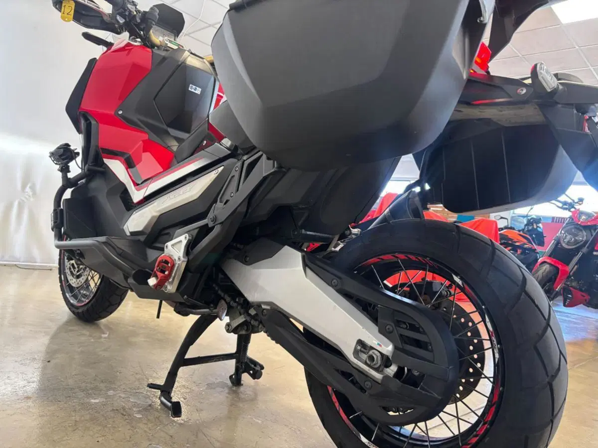 Honda X-ADV 750 (2017) (7)