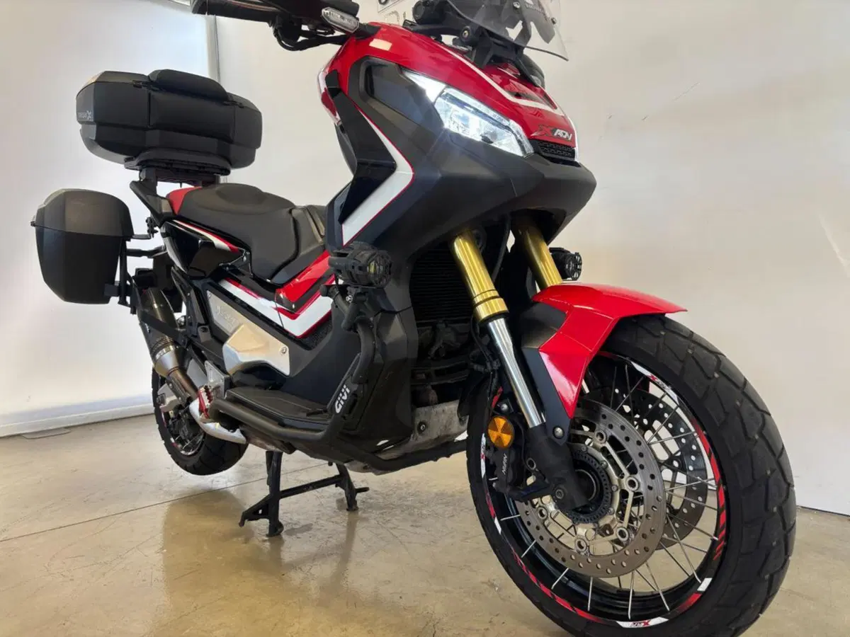 Honda X-ADV 750 (2017) (3)