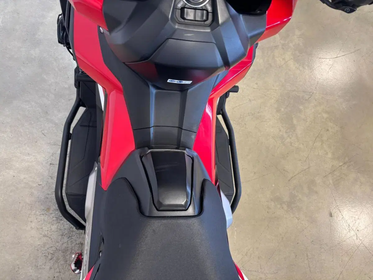 Honda X-ADV 750 (2017) (12)
