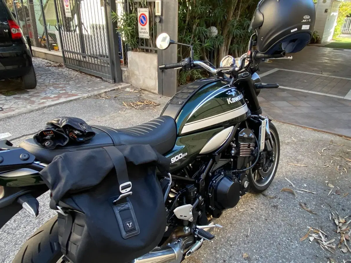 Kawasaki Z 900 RS (2022 - 25) (4)