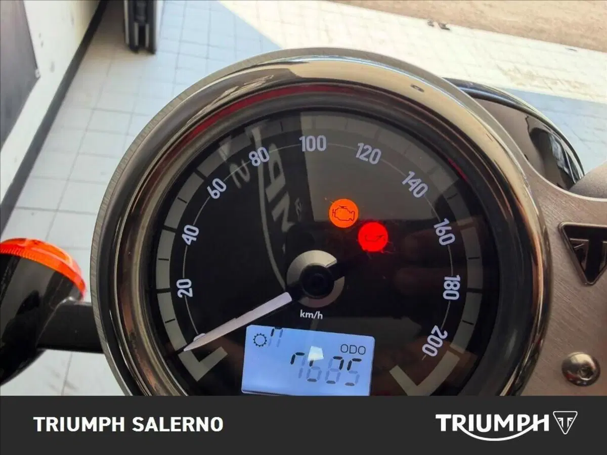 Triumph Bonneville T120 Black DGR Limited Edition (2023) (7)