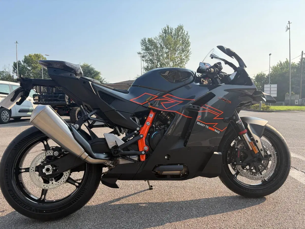 KTM 990 RC R (2026) (7)