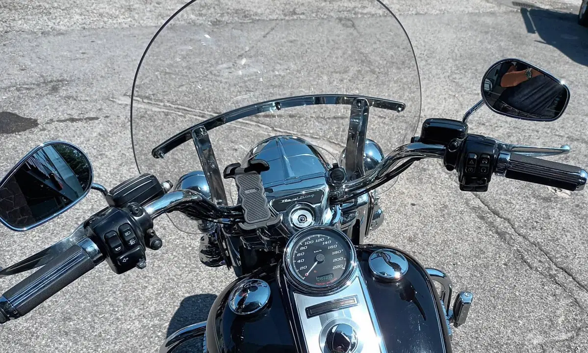 Harley-Davidson 107 Road King (2017) - FLHR (6)