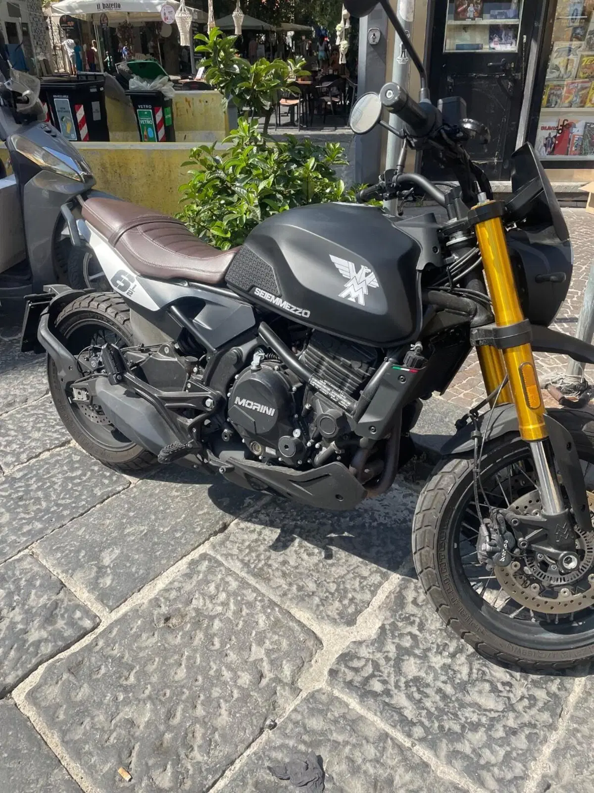 Moto Morini SEIEMMEZZO SCR (2022 - 26) (3)