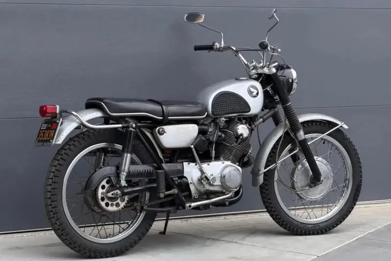 Honda CL72 del 1964 appartenuta (pare) anche ad Elvis Presley