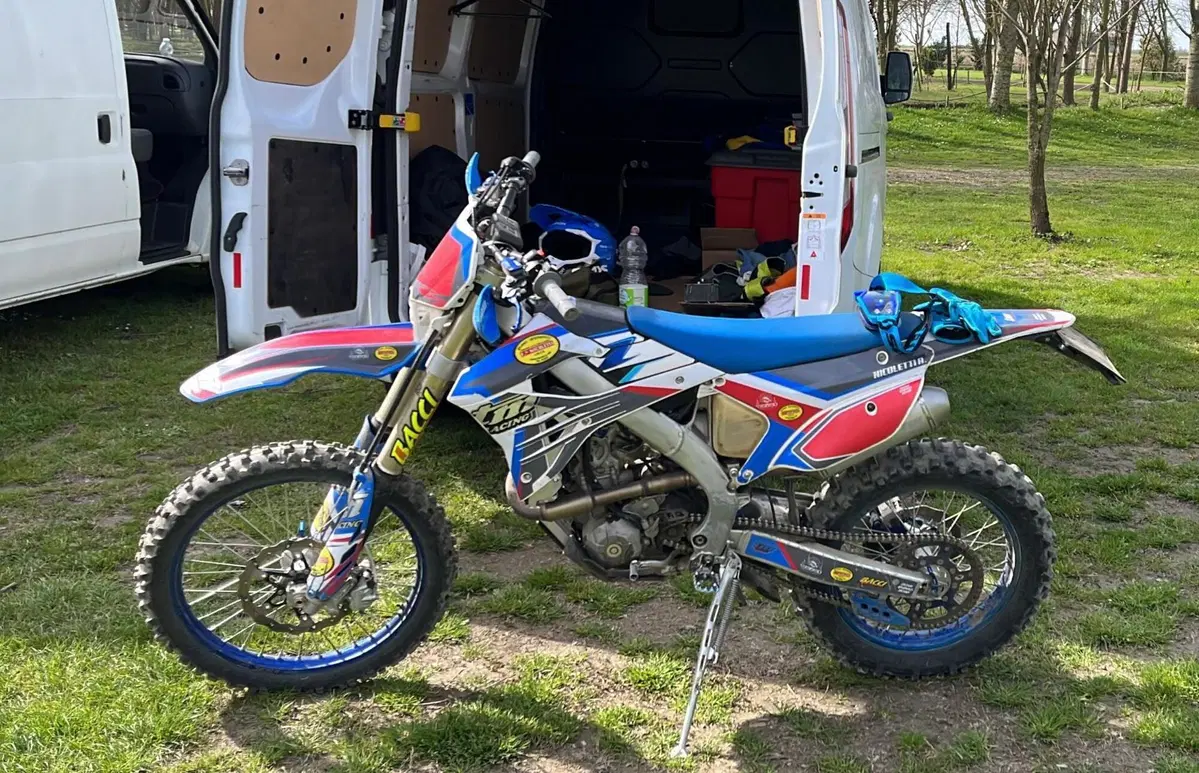 Tm Moto EN 300 Fi 4t (2021 - 22)