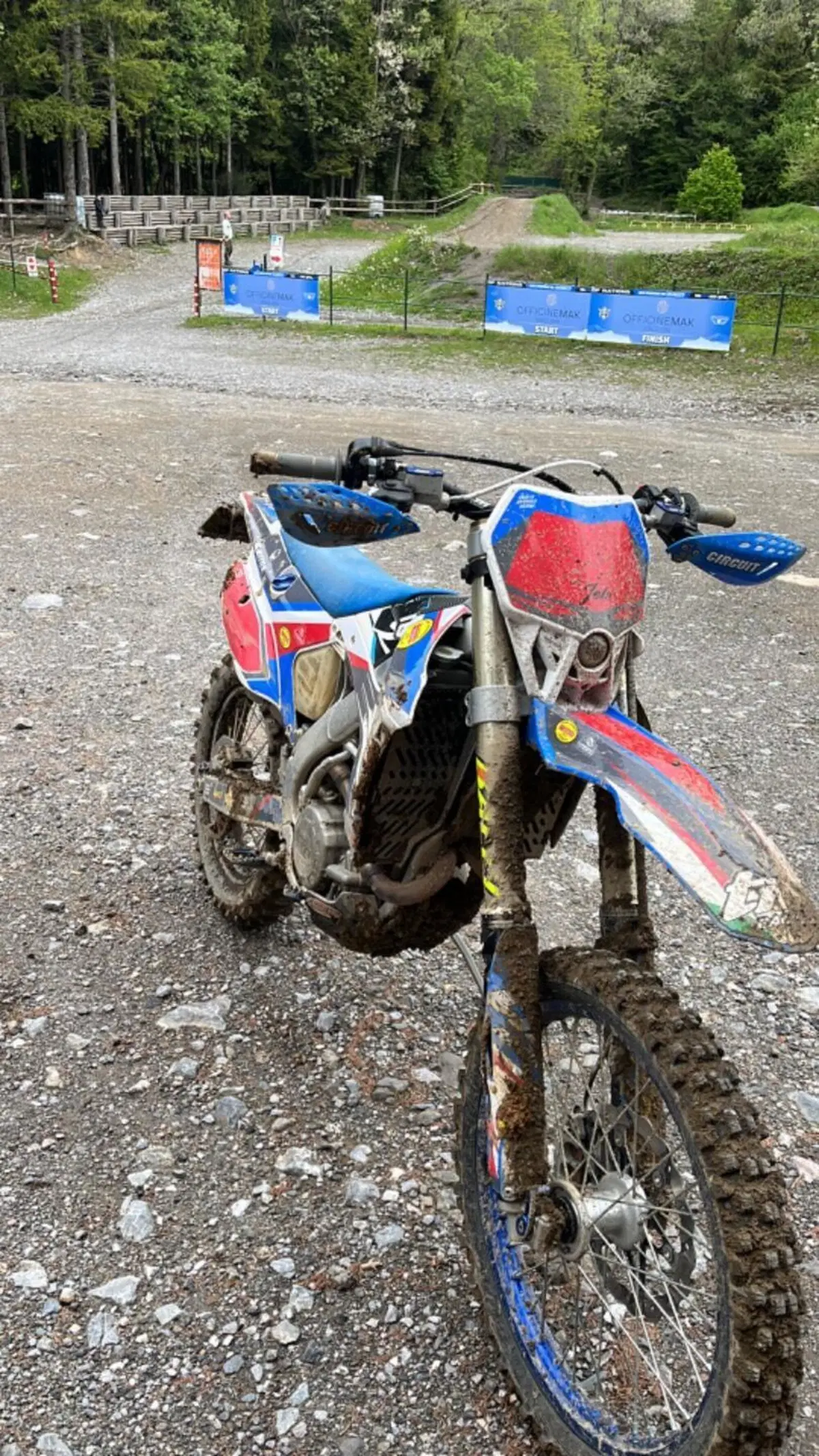 Tm Moto EN 300 Fi 4t (2021 - 22) (2)