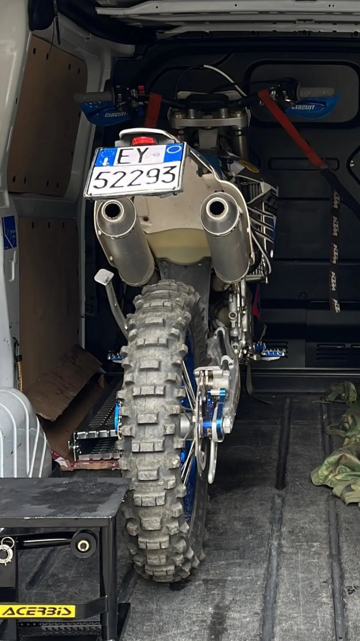 Tm Moto EN 300 Fi 4t (2021 - 22) (3)