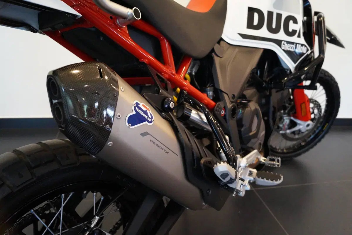 Ducati DesertX Rally (2024 - 25) (9)