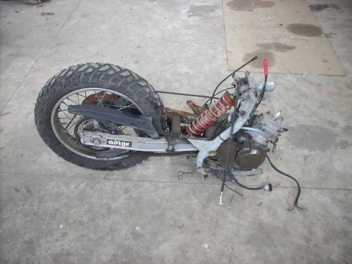 Ricambi Usati Aprilia Pegaso 125 (18)
