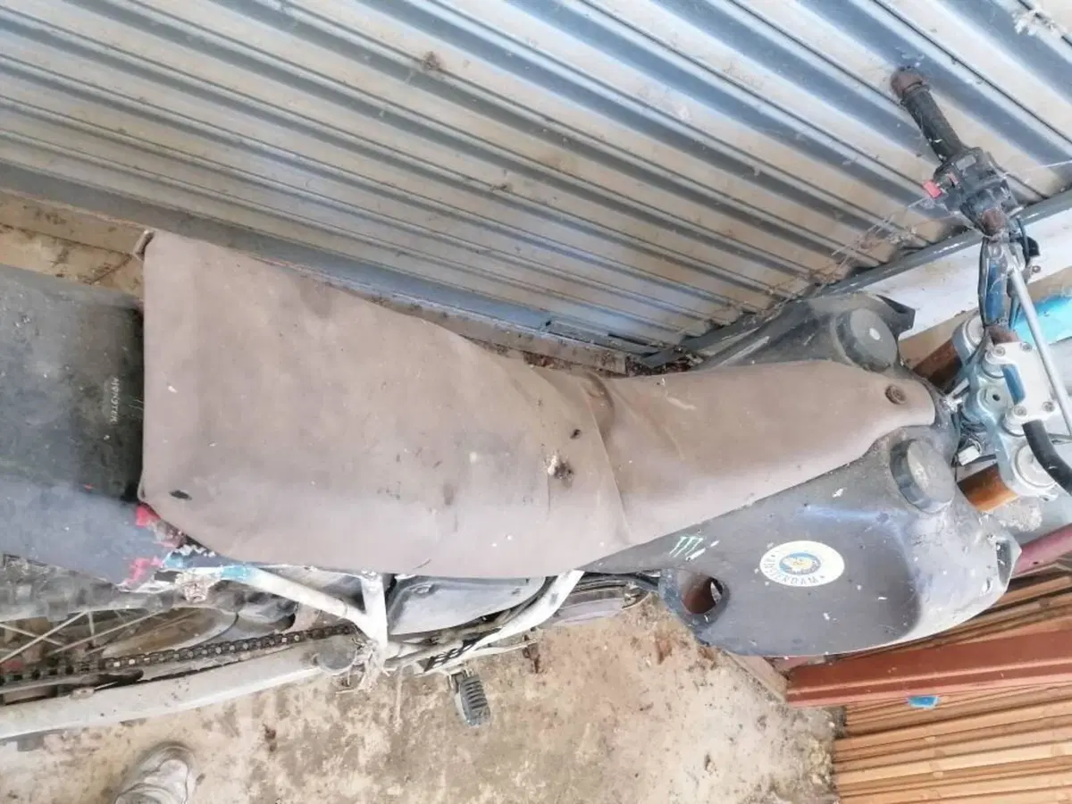 Ricambi Usati Aprilia Tuareg 125 Rally Originali (4)