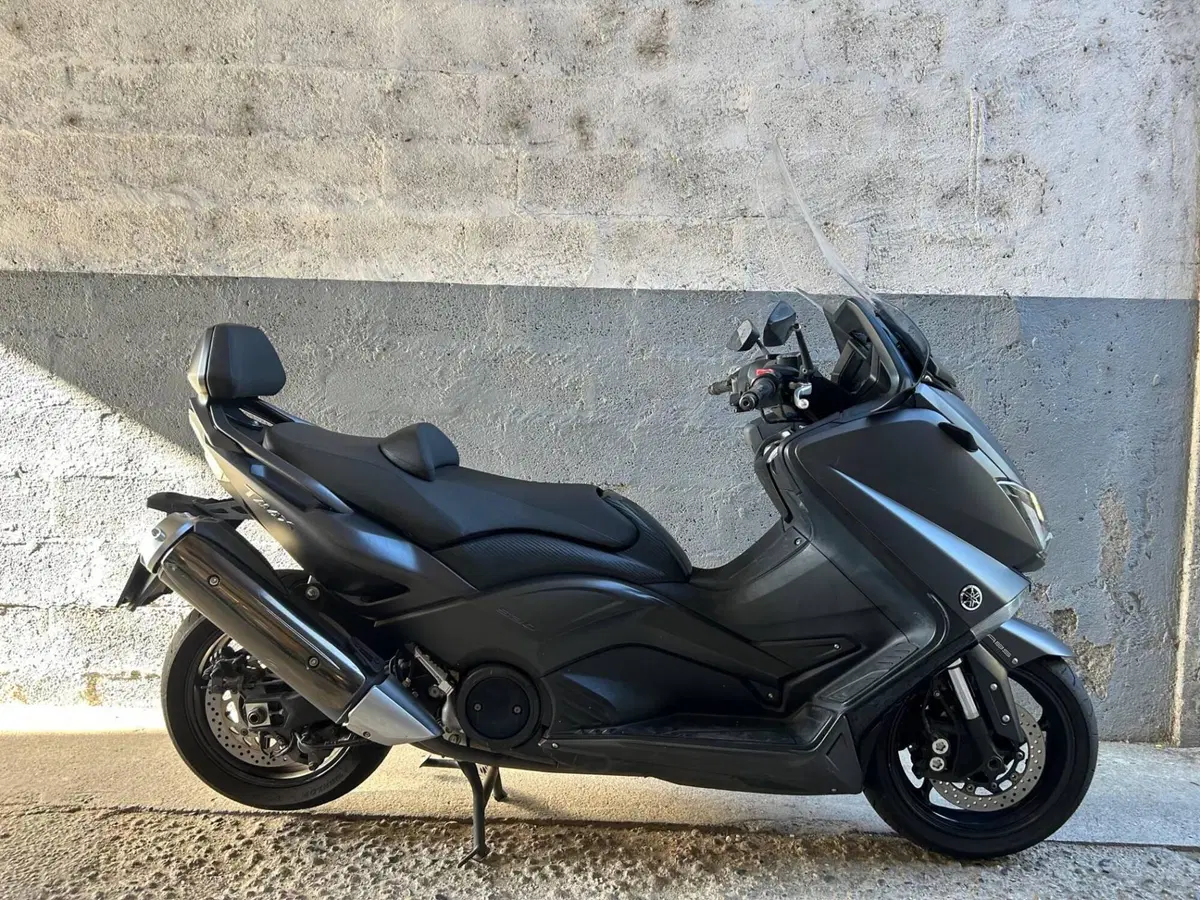 Yamaha T-Max 530 (2015 - 16) (3)