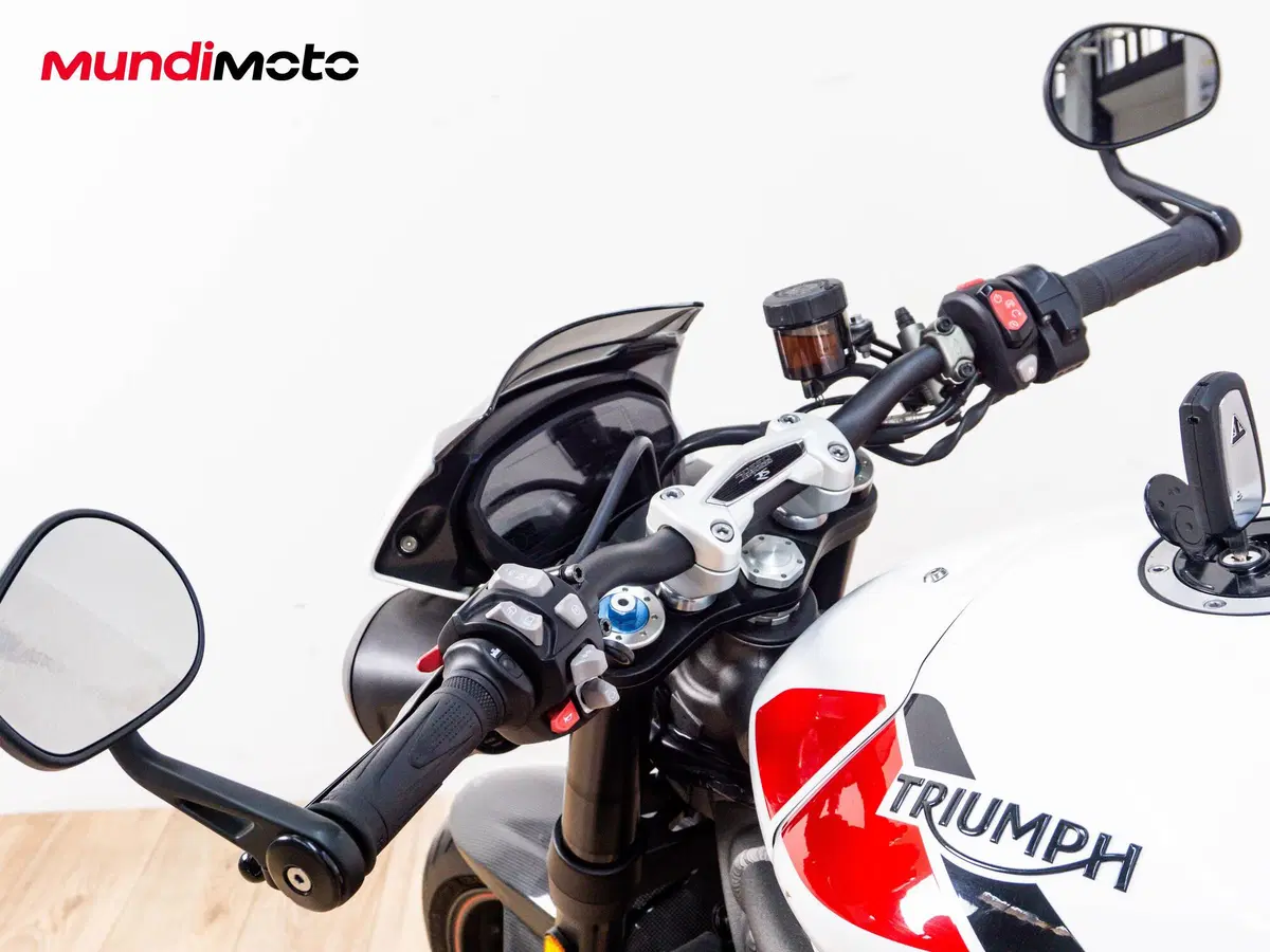 Triumph Speed Triple 1050 RS (2018 - 20) (11)