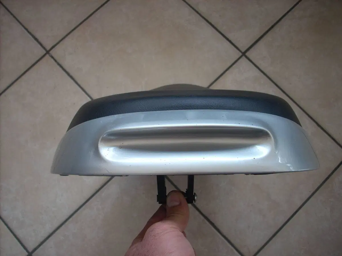 Sella Usata Aprilia Amico 50 Originale (2)