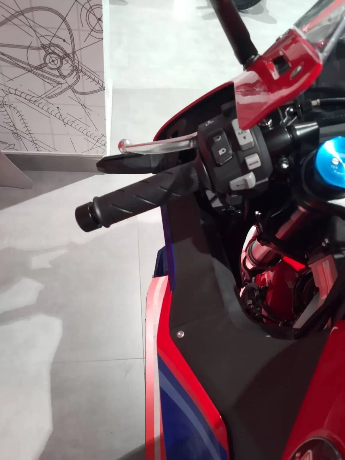 Honda CBR 600 RR (2024 - 26) (7)