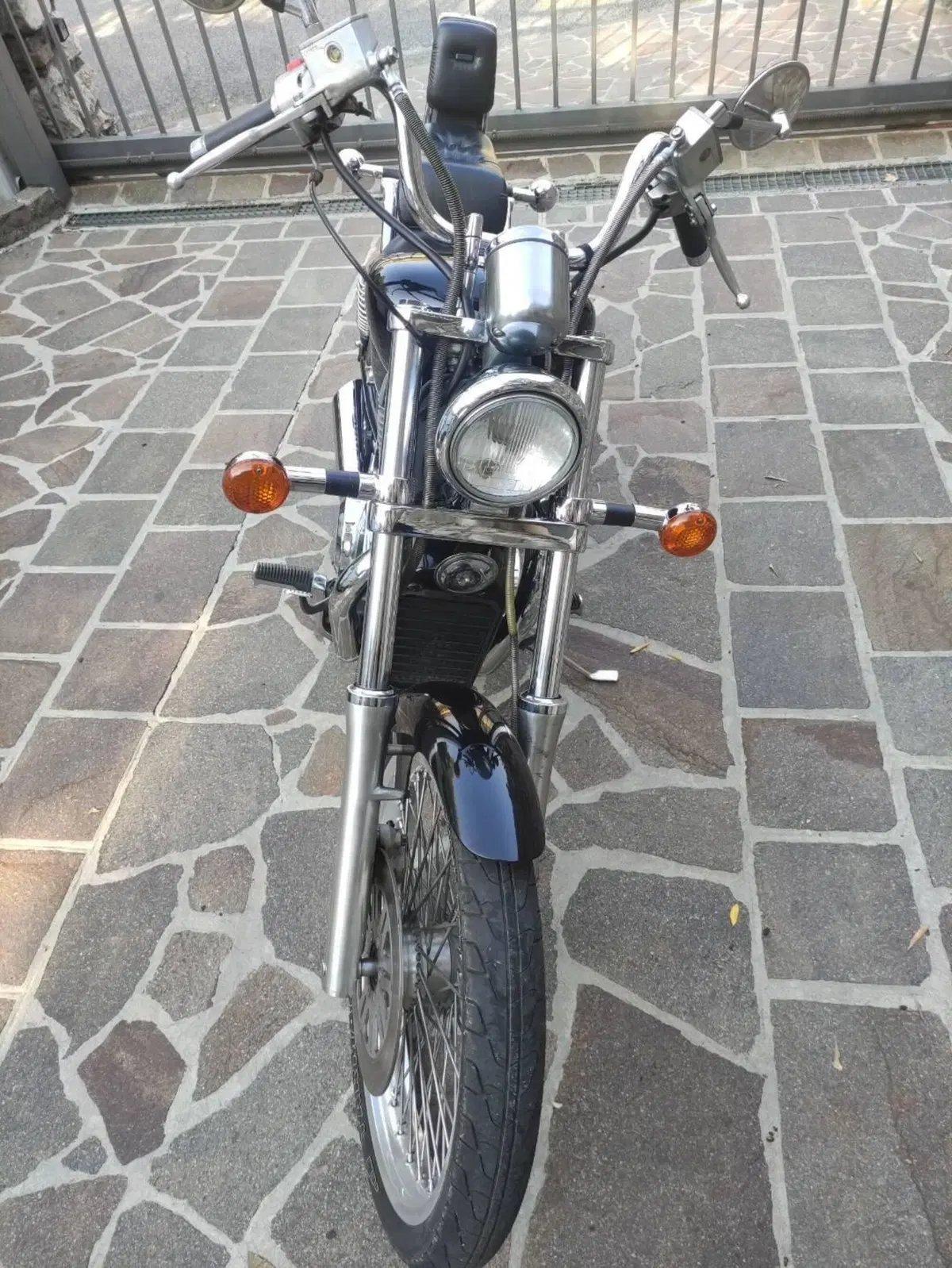 Suzuki VS600 GL (4)