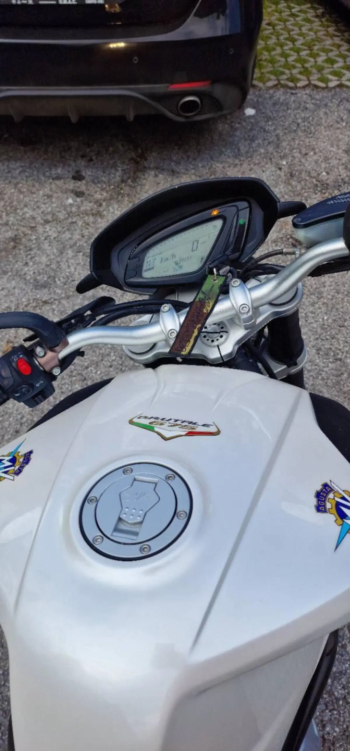 MV Agusta Brutale 675 (2011 - 15) (5)