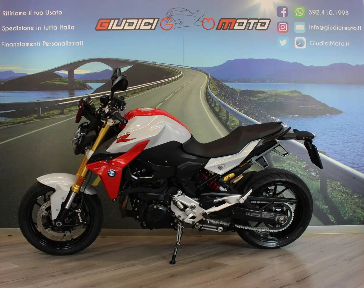 Bmw F 900 R (2021 - 24) (3)