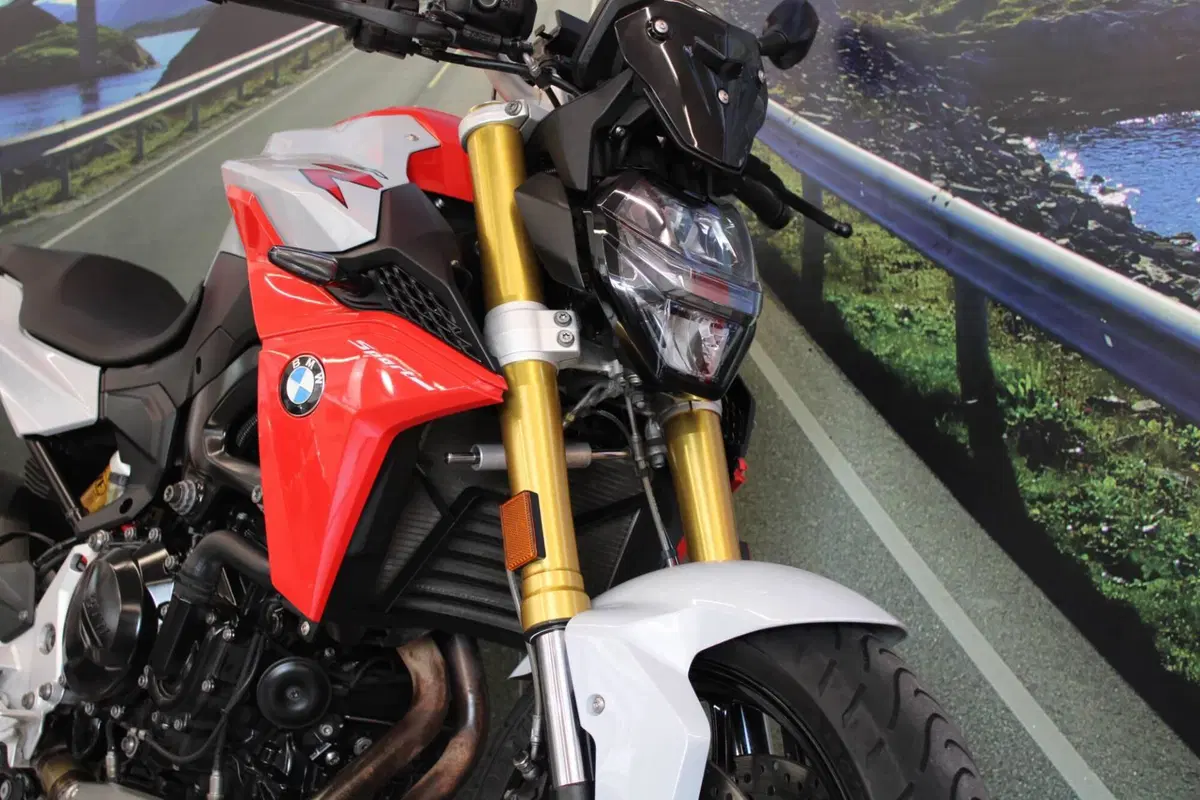 Bmw F 900 R (2021 - 24) (12)