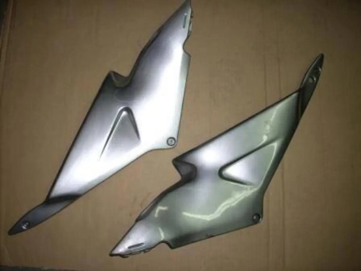 Ricambi Usati Aprilia RSV 1000 Mille Originali Tes (19)