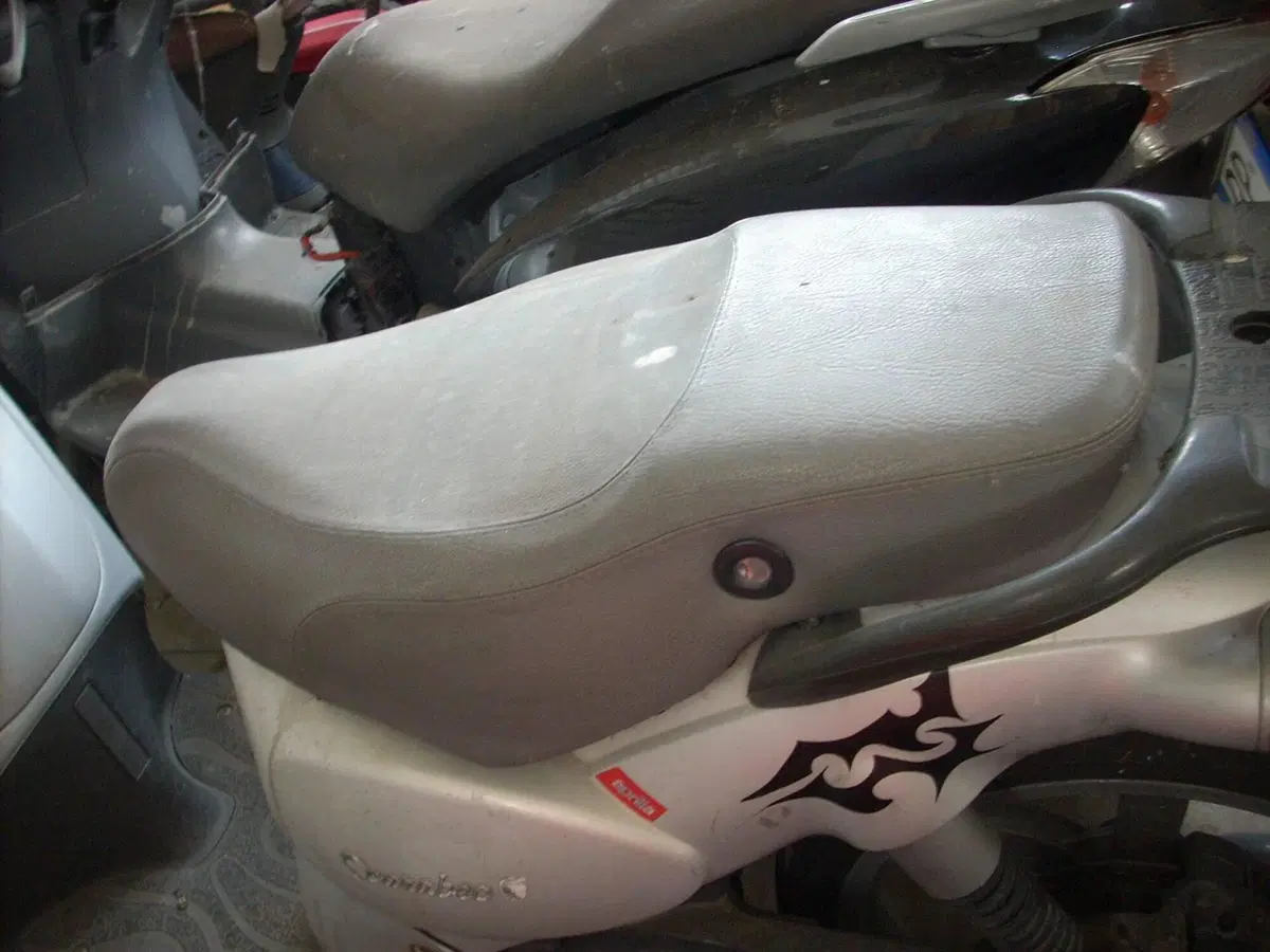Ricambi Usati Aprilia Scarabeo 50 Ditech Originali (4)
