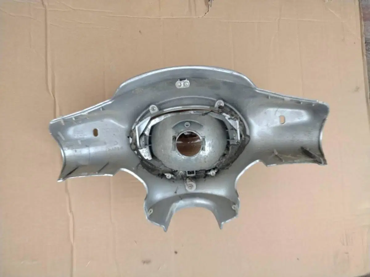 Ricambi Usati Aprilia Scarabeo 50 4T Originali (4)
