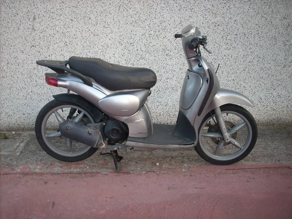 Ricambi Usati Aprilia Scarabeo 50 4T Originali