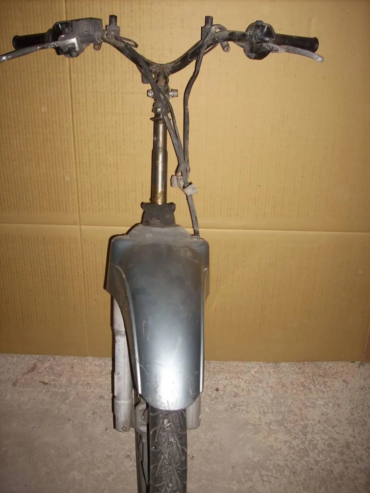 Ricambi Usati Aprilia Scarabeo 50 4T Originali (12)