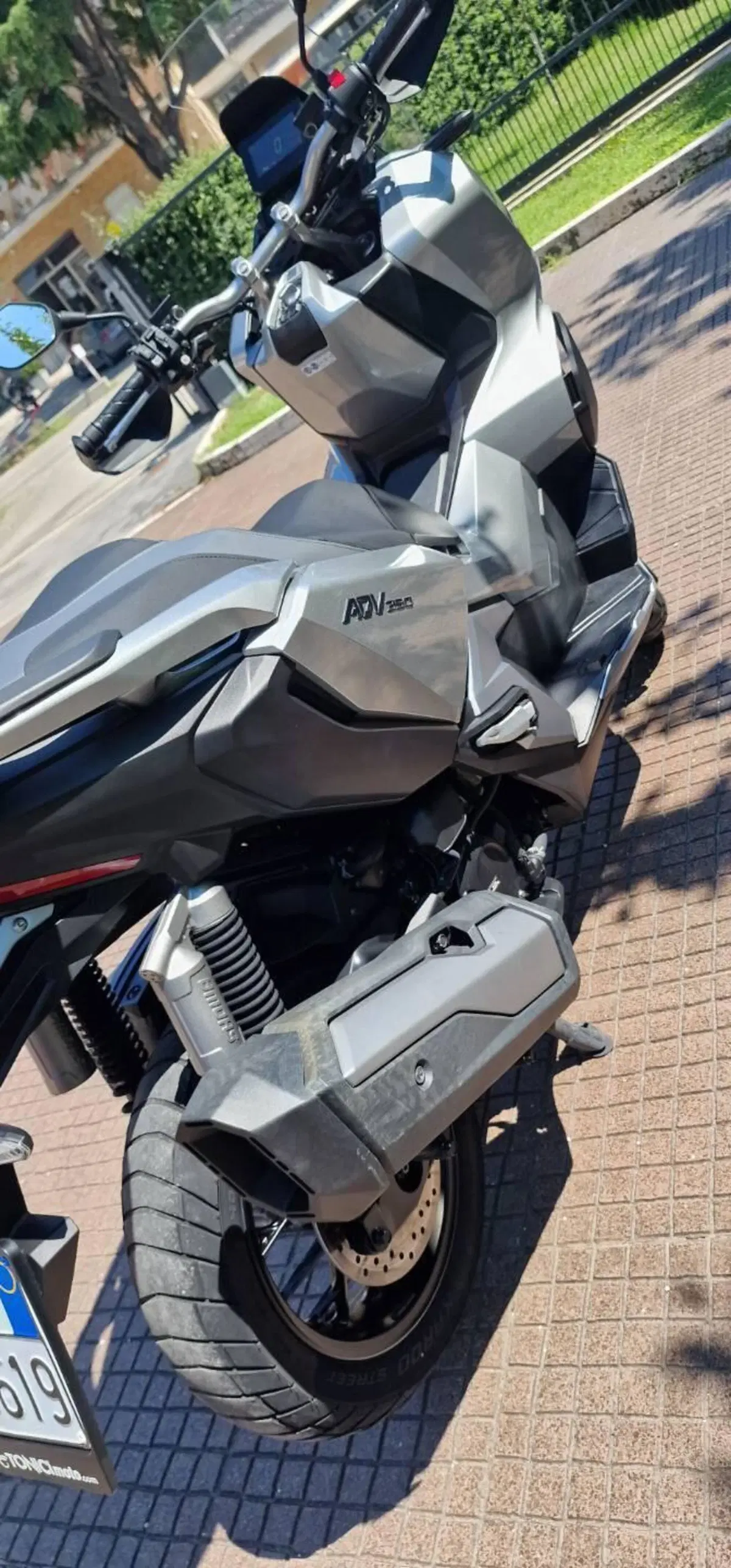 Honda ADV 350 (2022 - 24) (7)