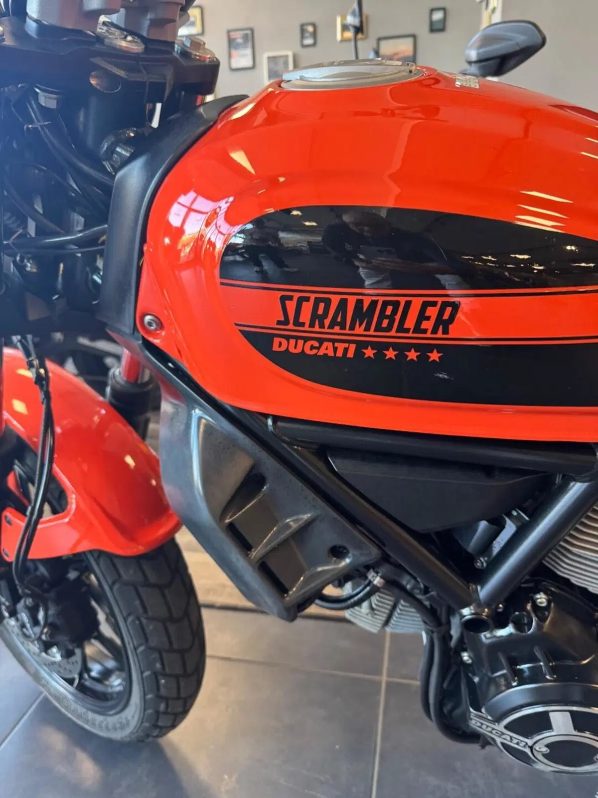 Ducati Scrambler 400 Sixty 2 (2016 - 21) (3)