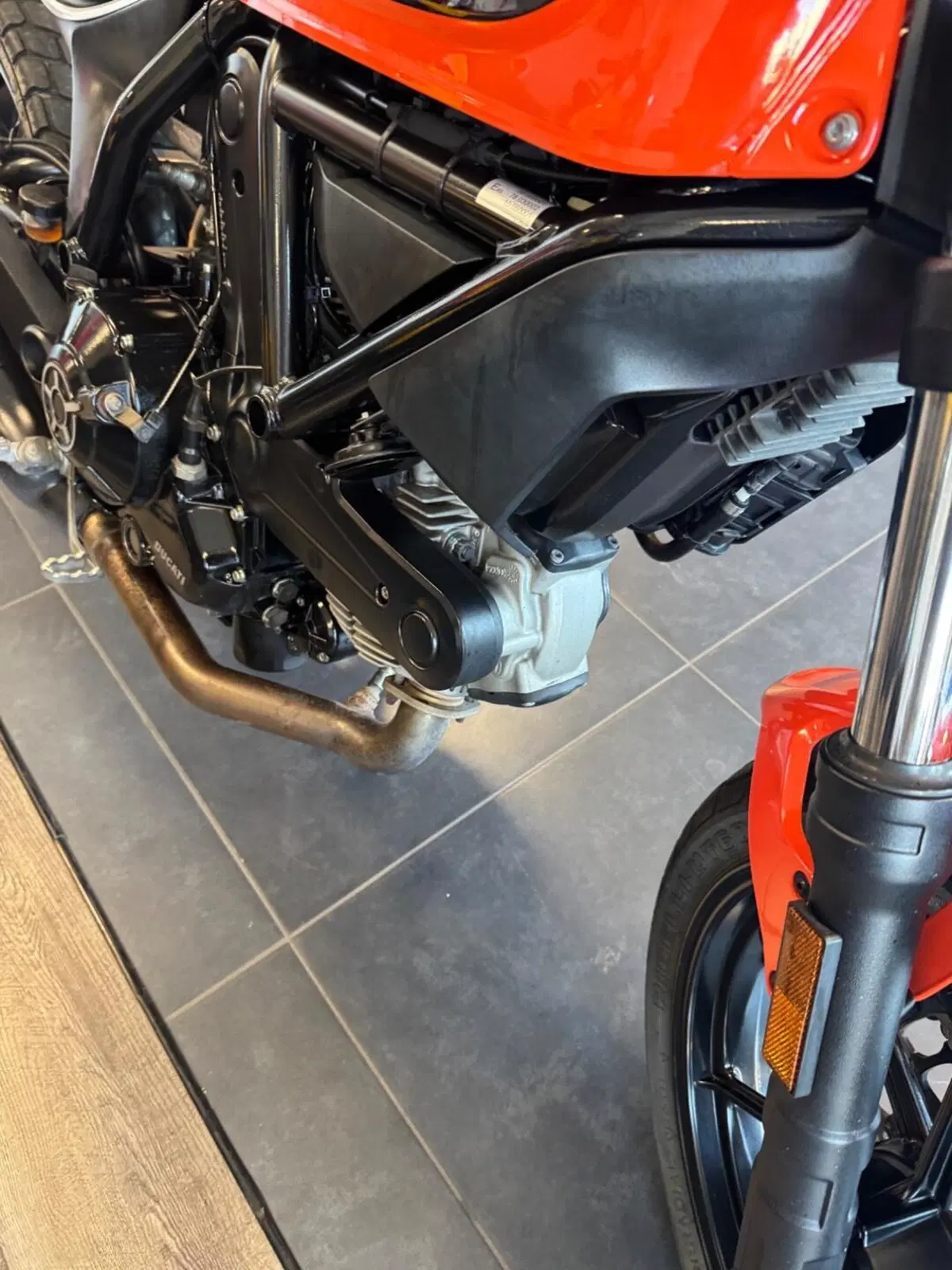 Ducati Scrambler 400 Sixty 2 (2016 - 21) (7)