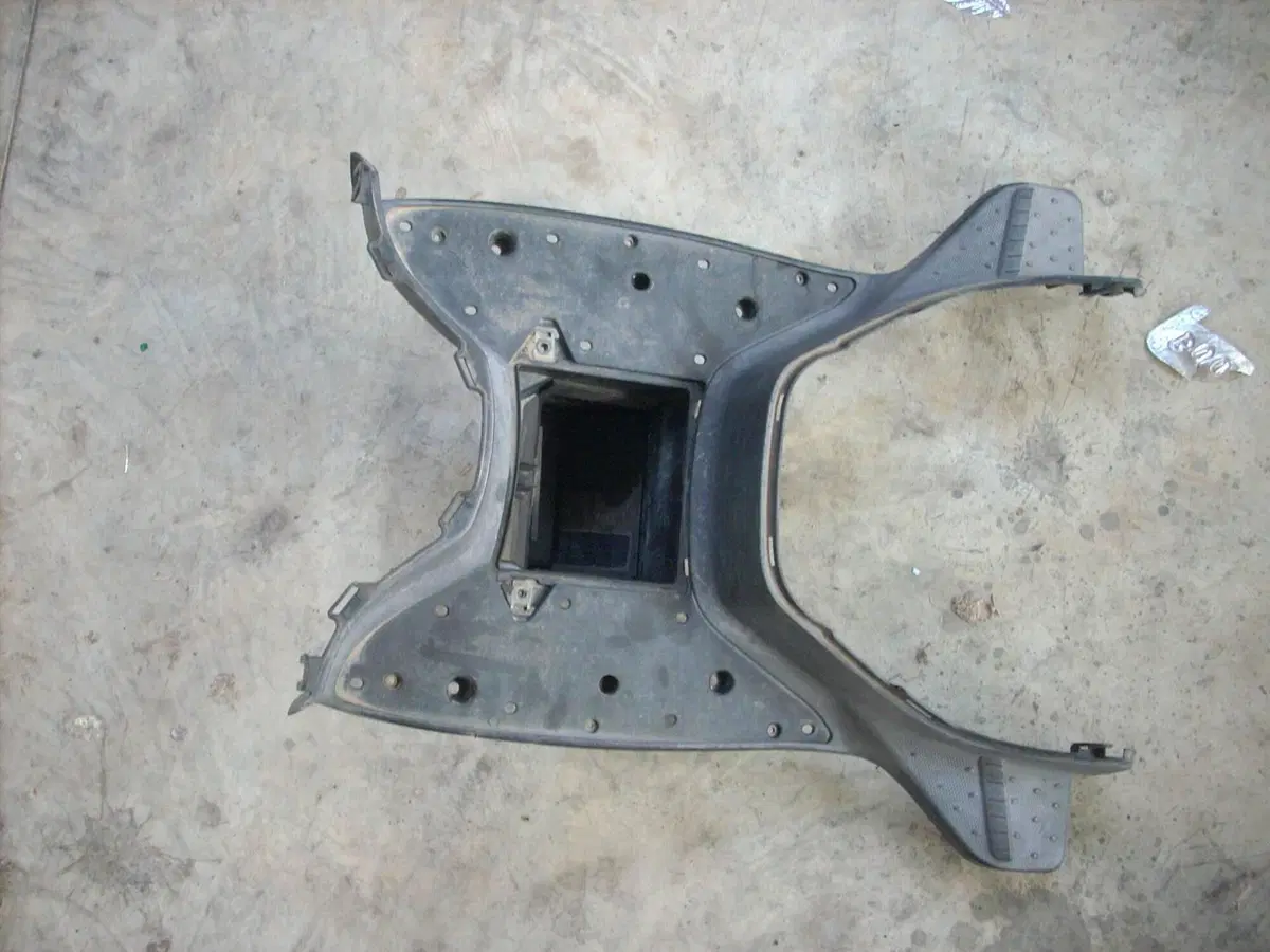 Ricambi Usati Aprilia Scarabeo 125 Originali (12)