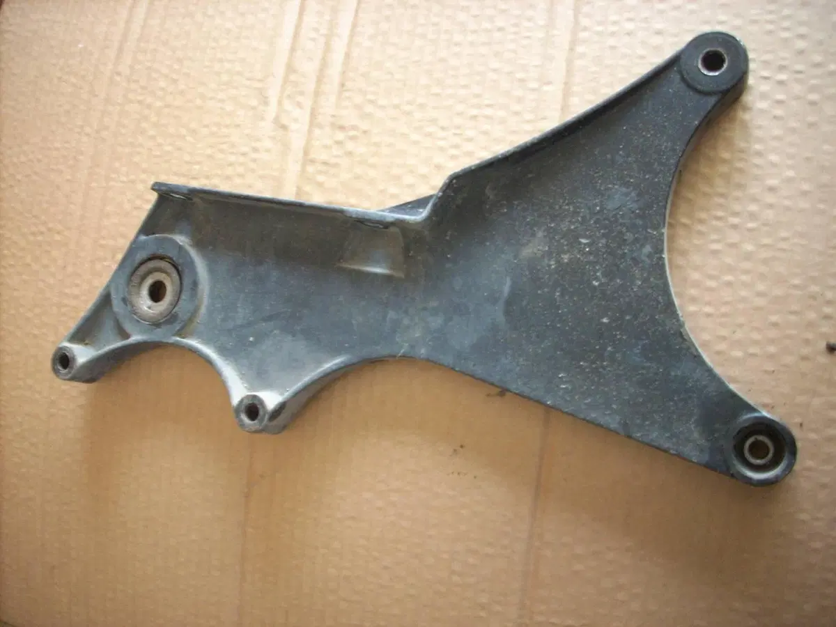 Ricambi Usati Aprilia Scarabeo 125 4T Originali (2)