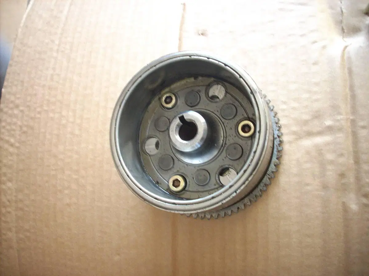 Ricambi Usati Aprilia Scarabeo 125 4T Originali (4)