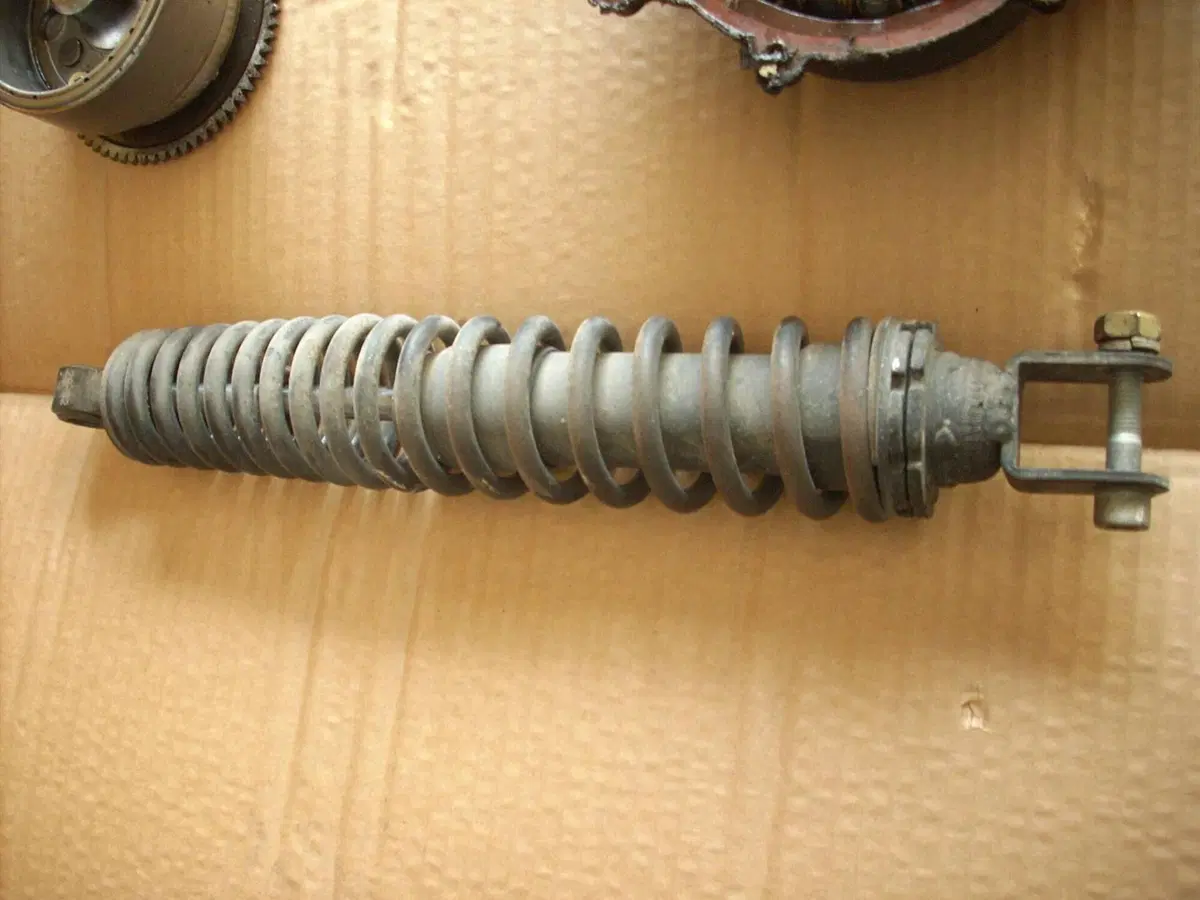 Ricambi Usati Aprilia Scarabeo 125 4T Originali (5)