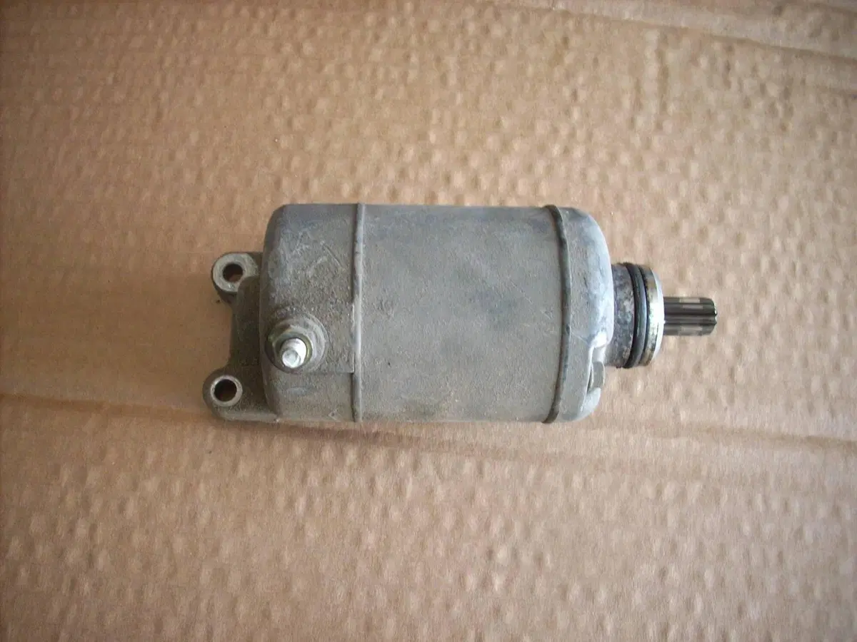 Ricambi Usati Aprilia Scarabeo 125 4T Originali (13)