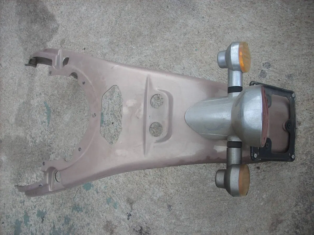 Ricambi Usati Aprilia Scarabeo 150 Originali (9)