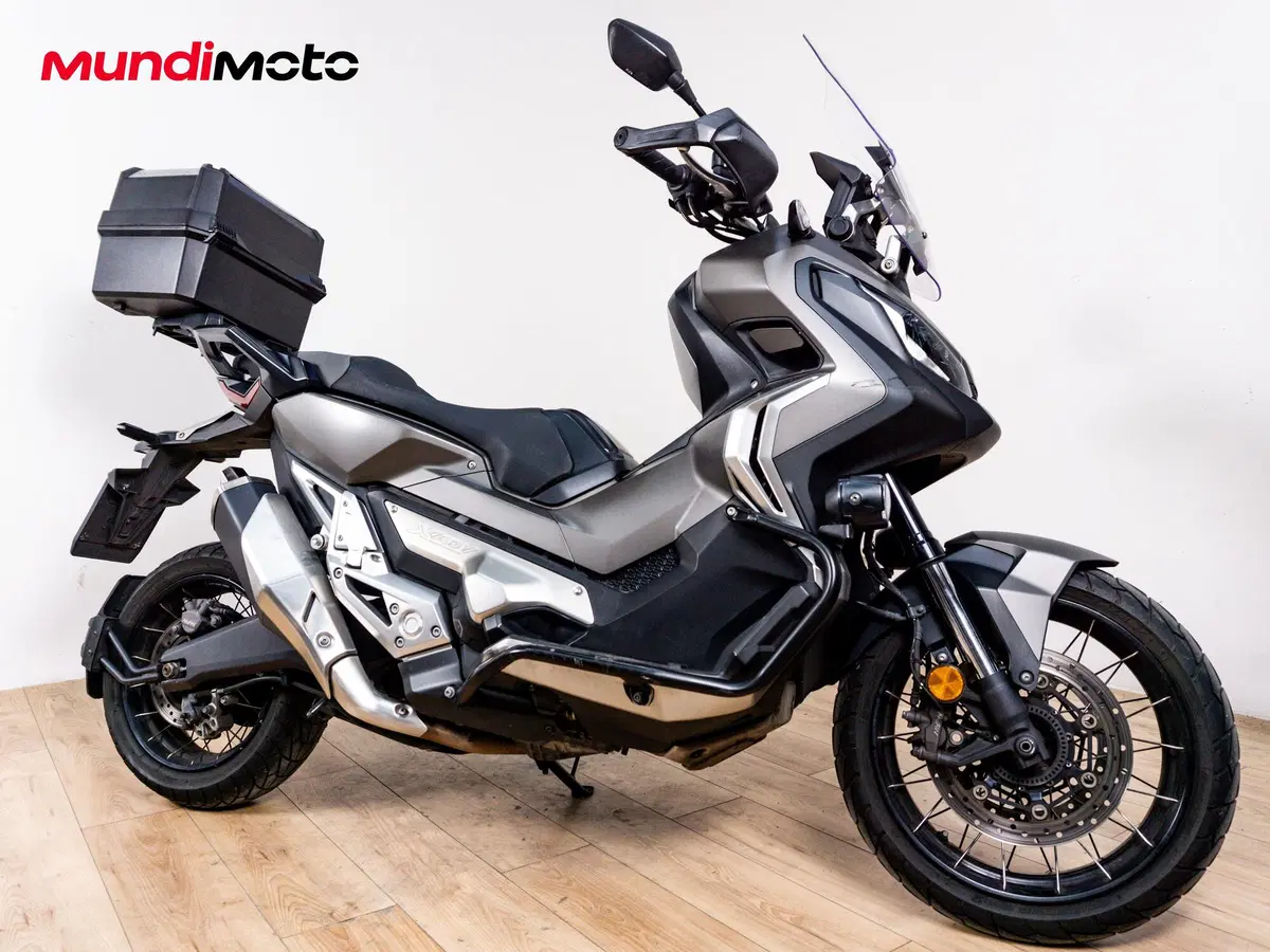 Honda X-ADV 750 (2017) (2)