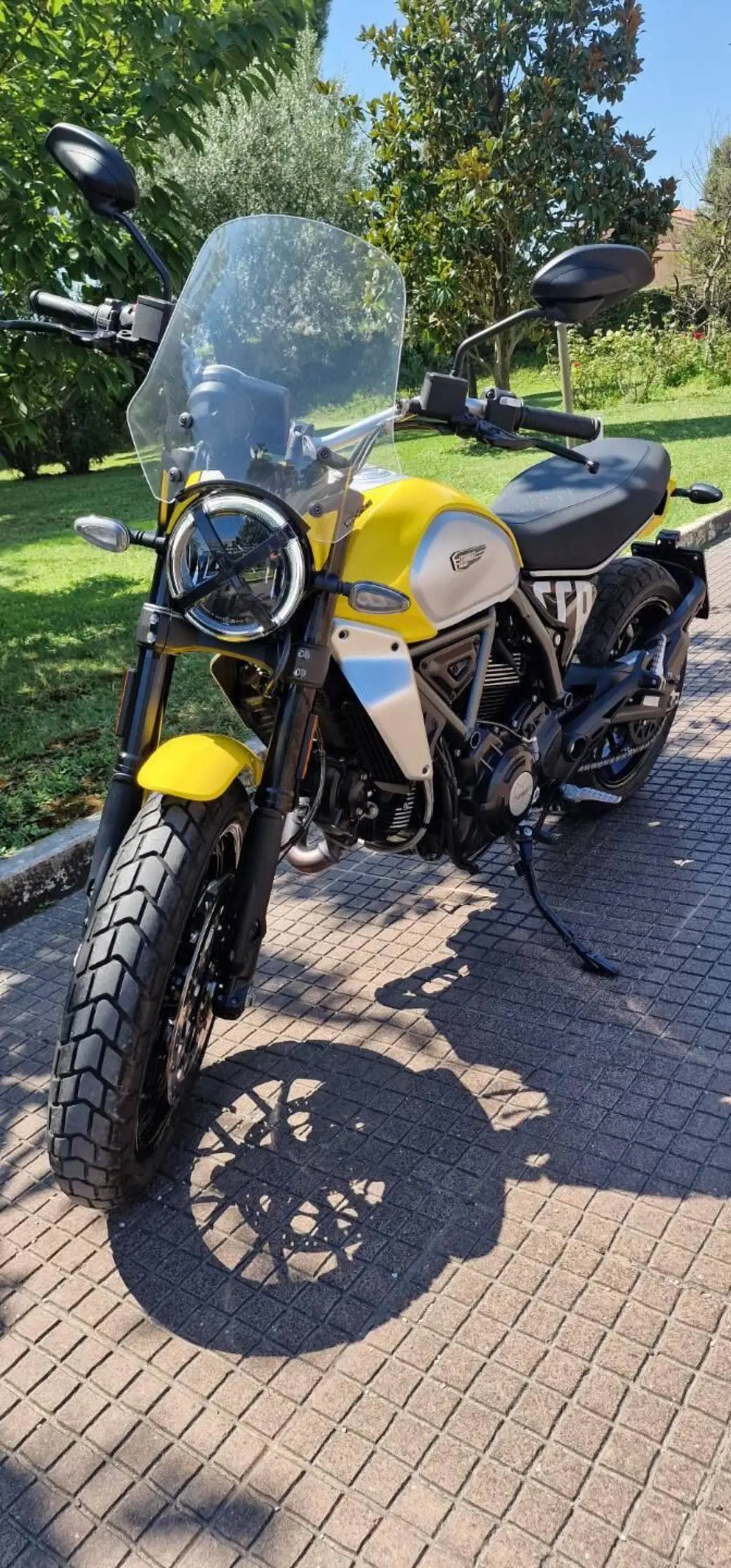 Ducati Scrambler 800 Icon (2025 - 26) (2)