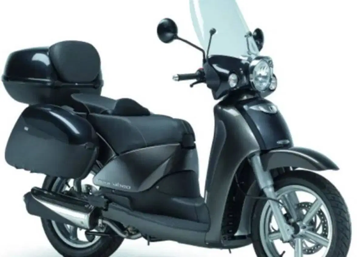 Bauletto e Motore Usati Aprilia Scarabeo 125 200 2