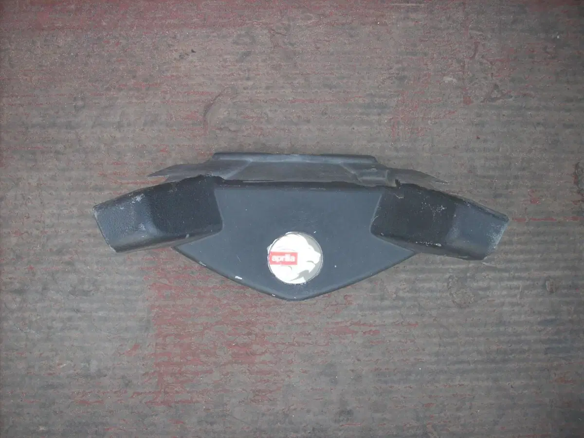 Parti in Plastica e Carene Usate Aprilia SR 50 Fac (6)