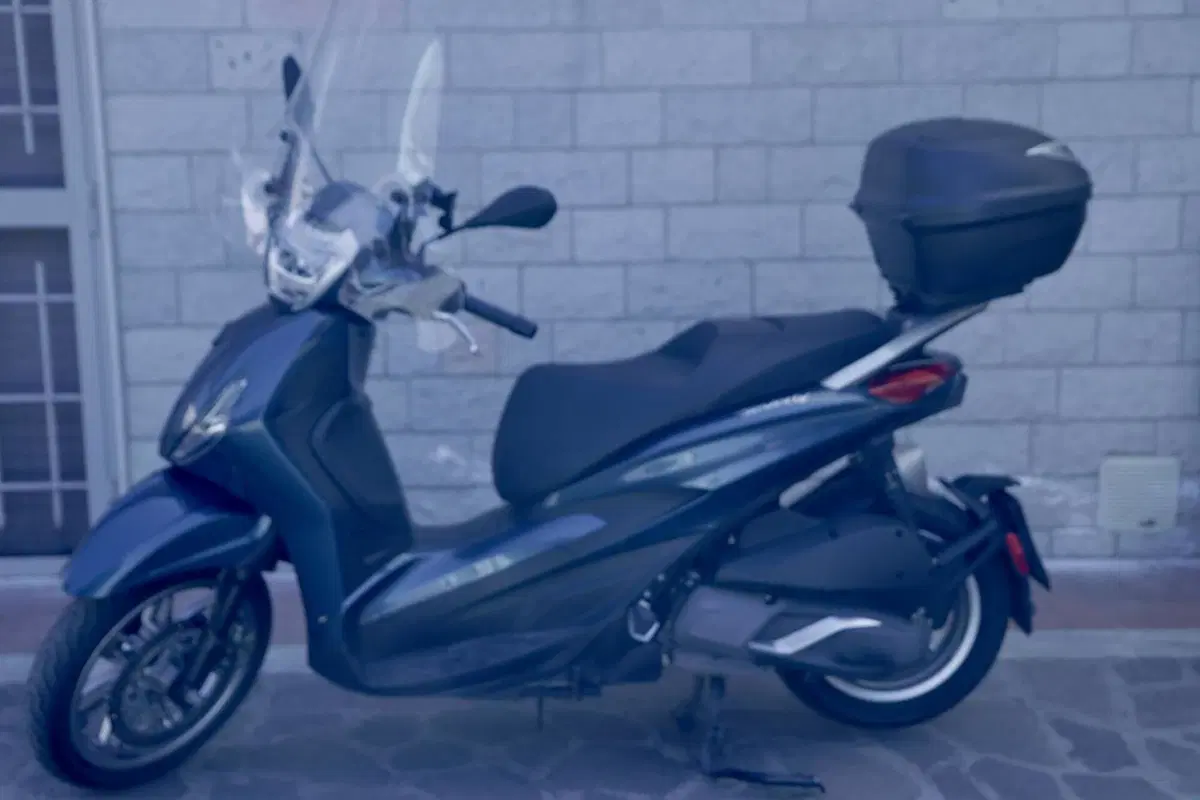Piaggio Beverly 300 Hpe (2021) (15)