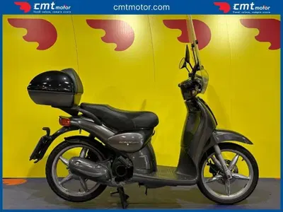 Aprilia Scarabeo 100 (2002 - 06) usata